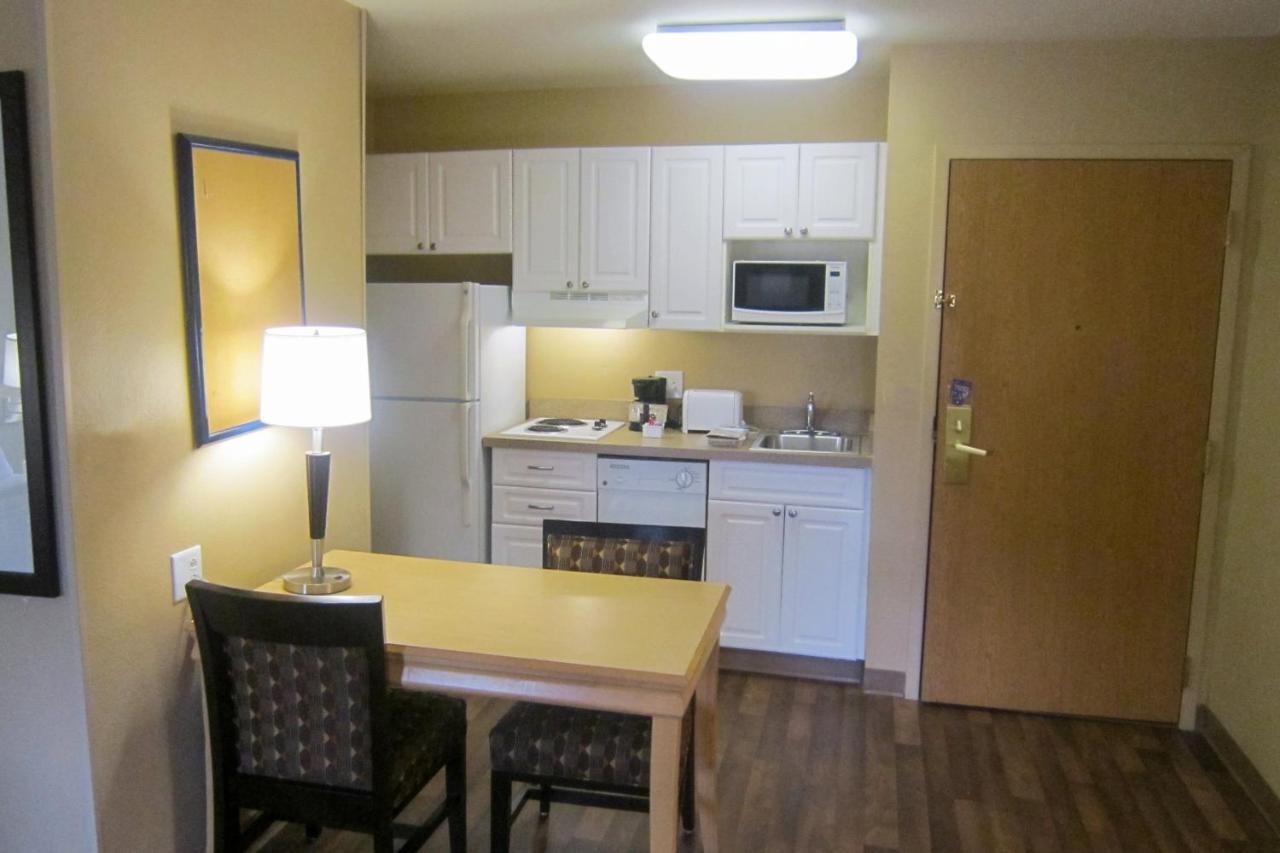 Extended Stay America Suites - Pleasanton - Chabot Dr Exterior photo
